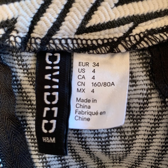 Divided by H&M Dress Black Size 4 - Picture 4 of 5